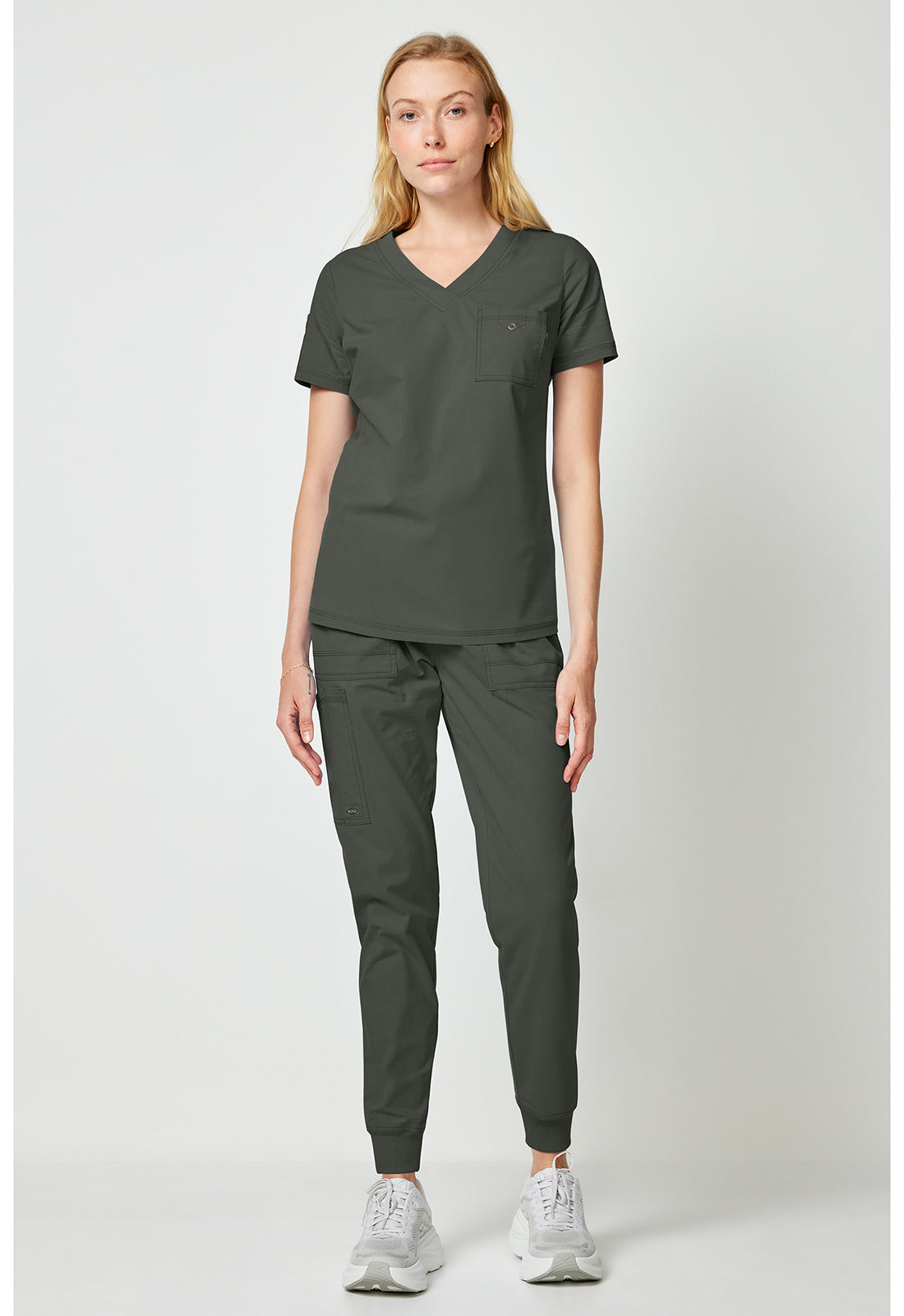 Women’s Tuck-In Scrub Top – DK FORGE DK857