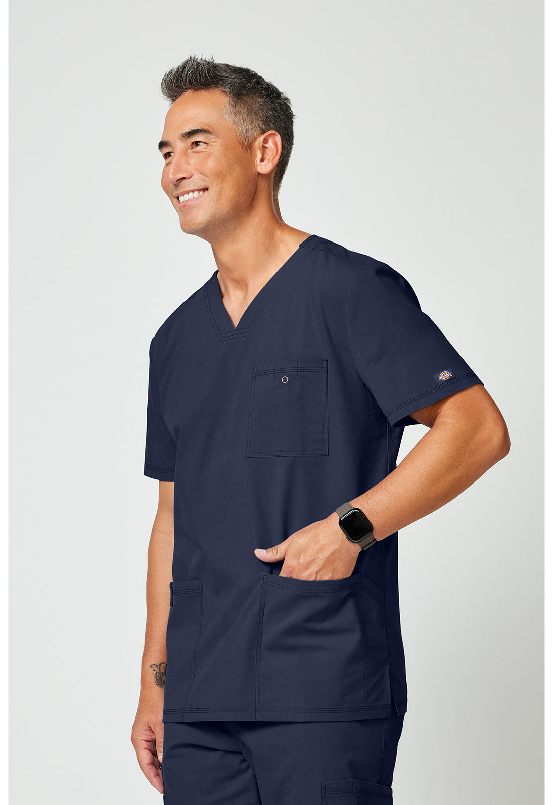 Men’s V-Neck Scrub Top – DK FORGE DK859